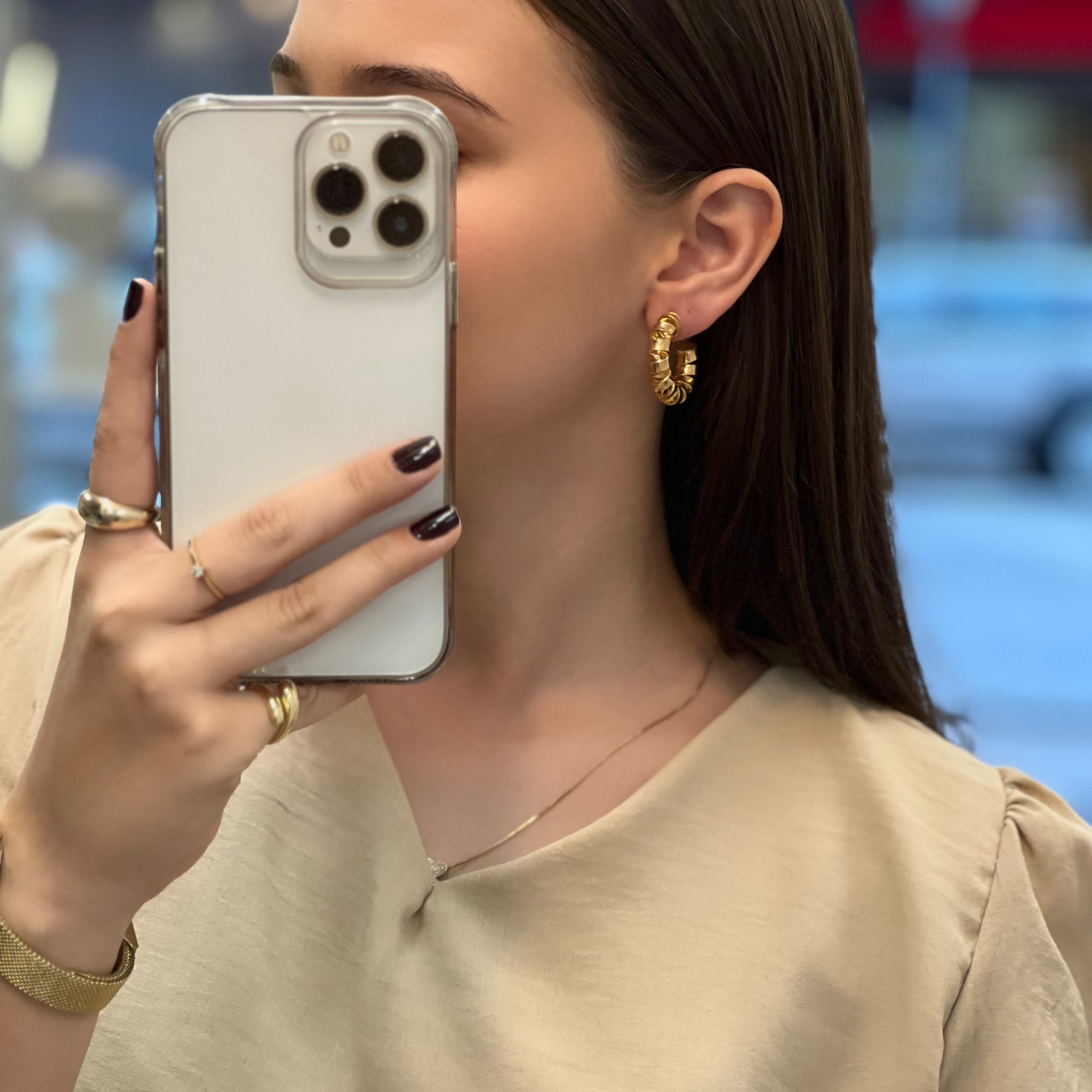 Brinco Meia Argola Retorcida