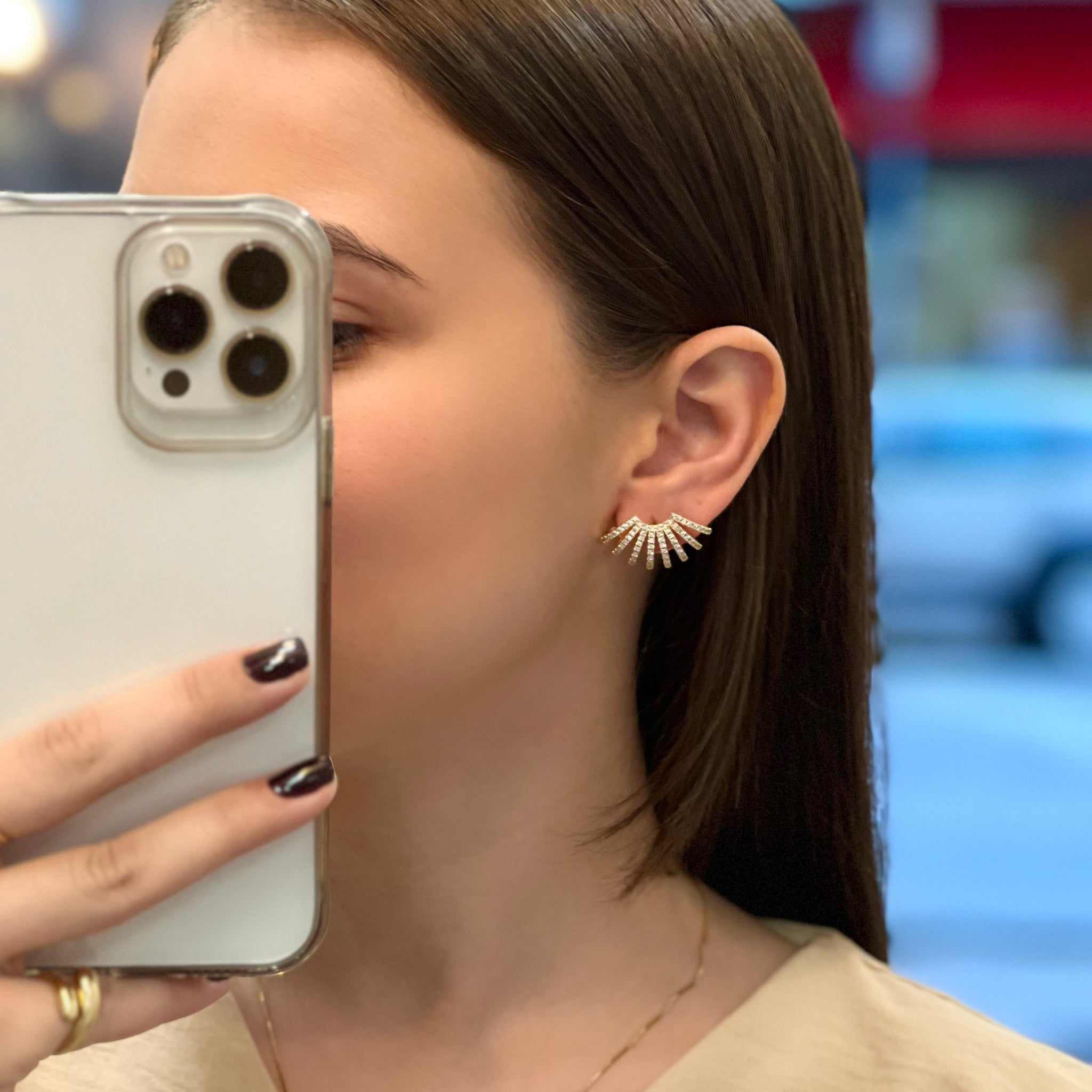 Earcuff ondas Cravejado com Zircônia