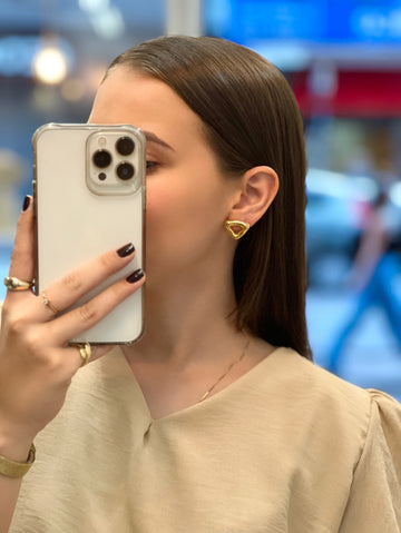 Brinco Triângulo Orgânico