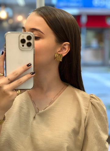 Brinco Quadrado Martelado