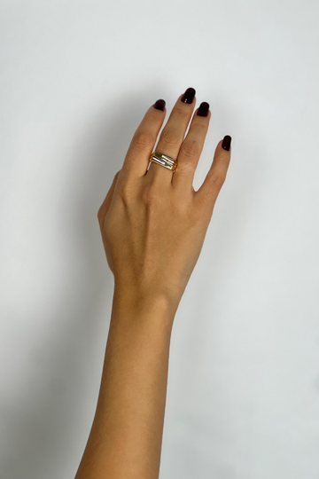 Anel Retangular em Z Cravejado